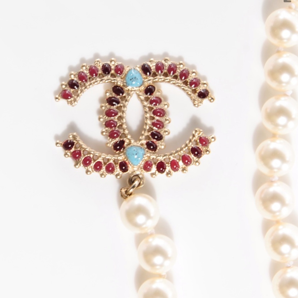 [SOLD]Chanel Turquoise/Burgundy pearl cc belt